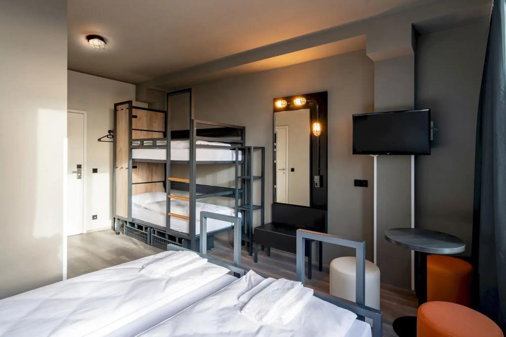hotel image 18