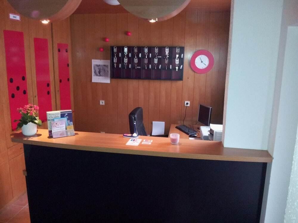 hotel image 9