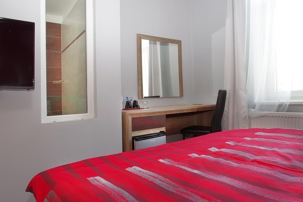hotel image 13