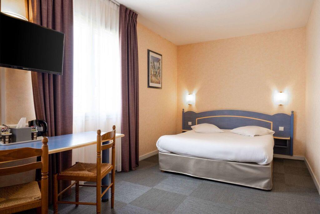 hotel image 12