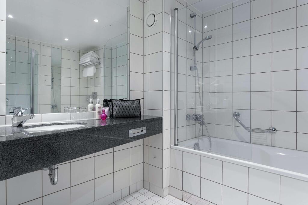 hotel image 13