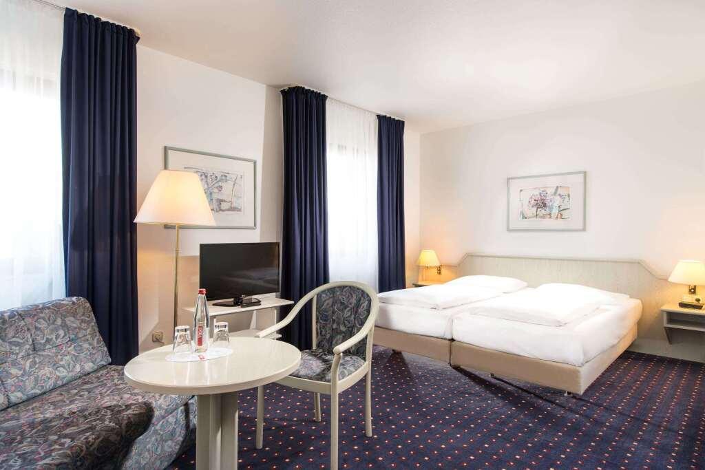 hotel image 10