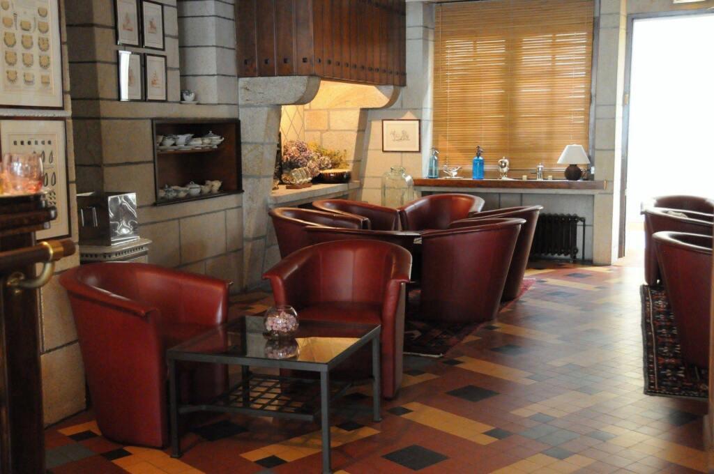 hotel image 11