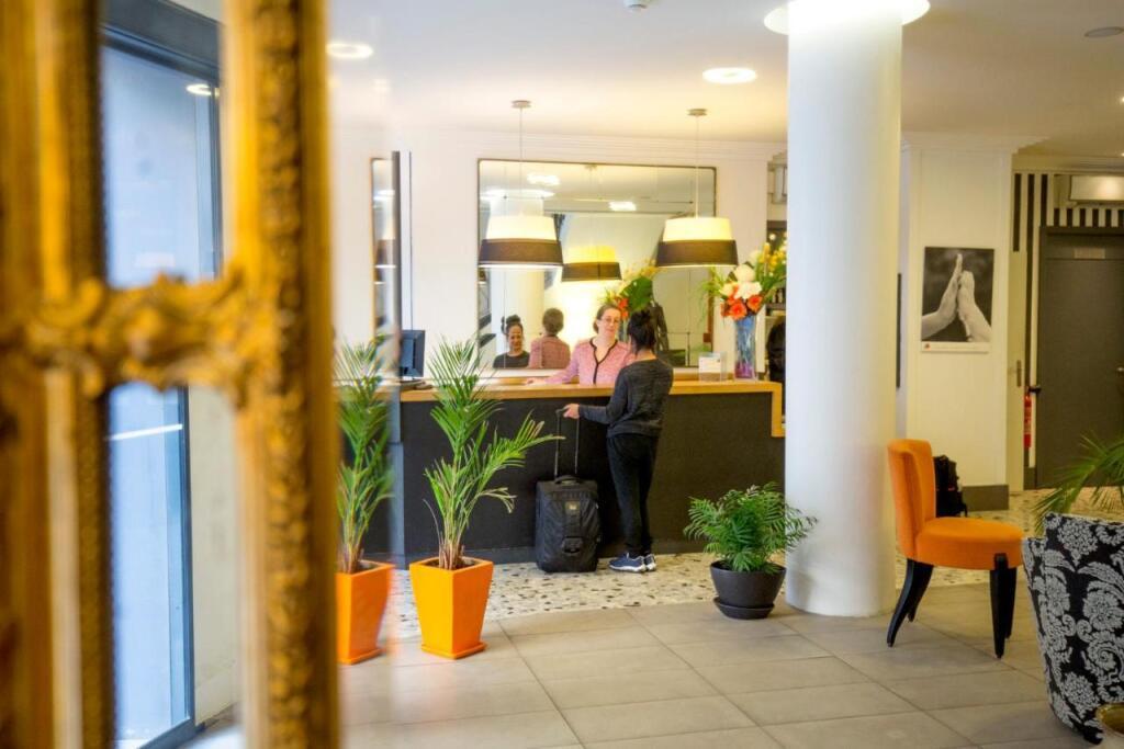 hotel