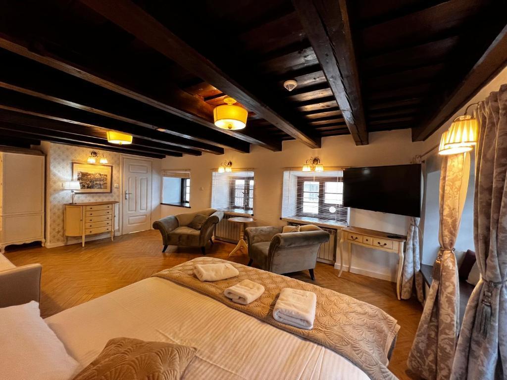 hotel image 8