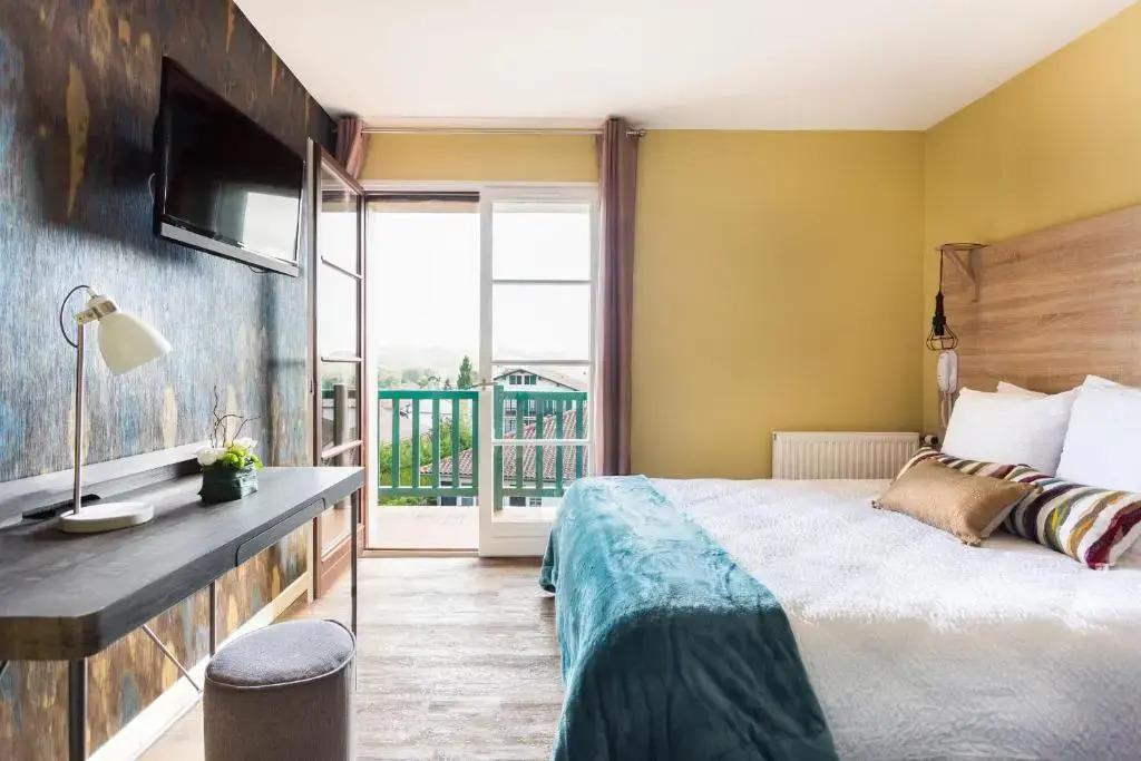 hotel image 9