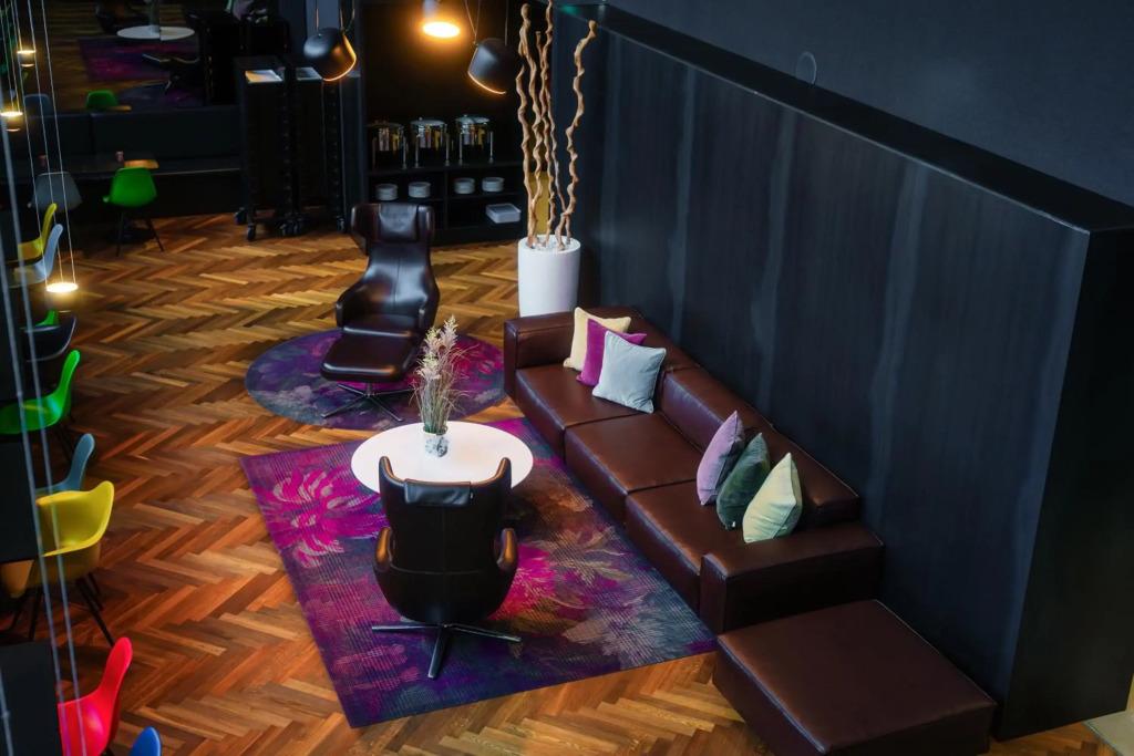 hotel image 12