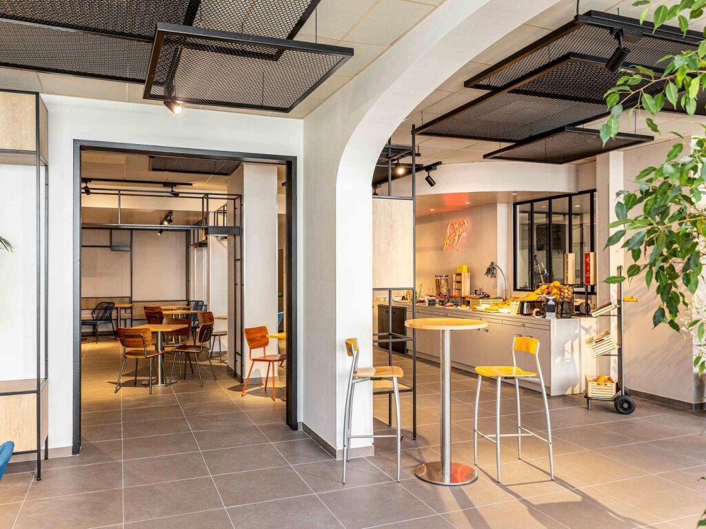 hotel image 11
