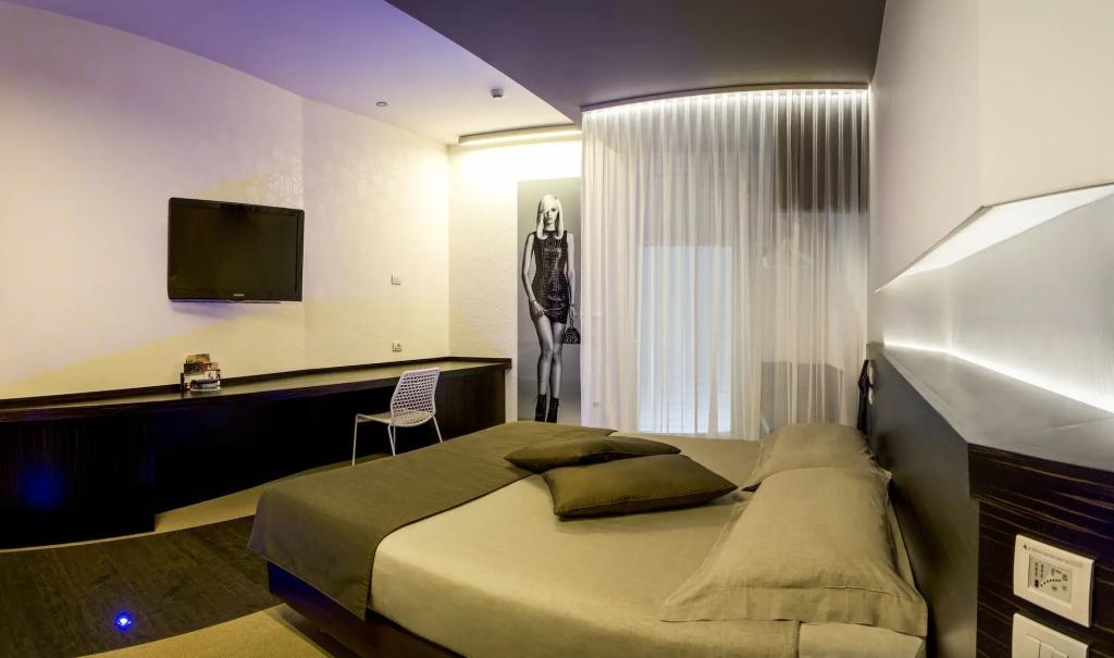 hotel image 16