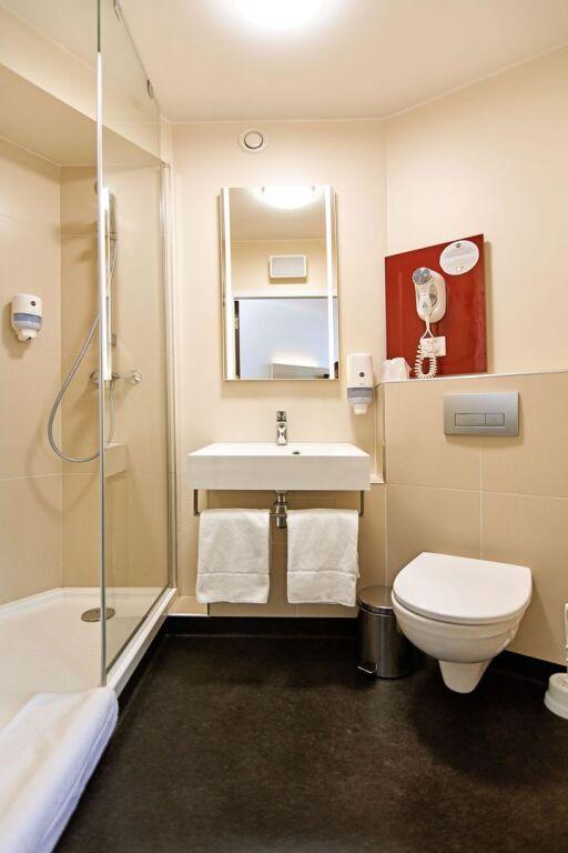 hotel image 5