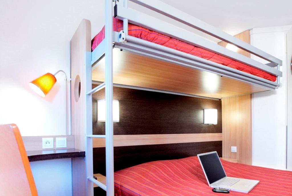 hotel image 16