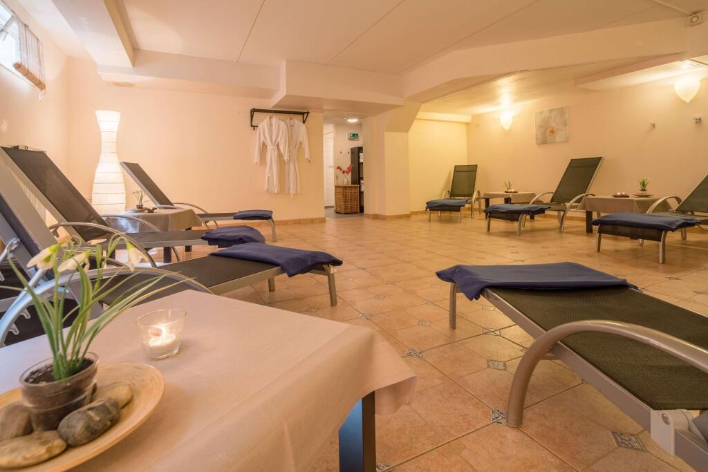 hotel image 10