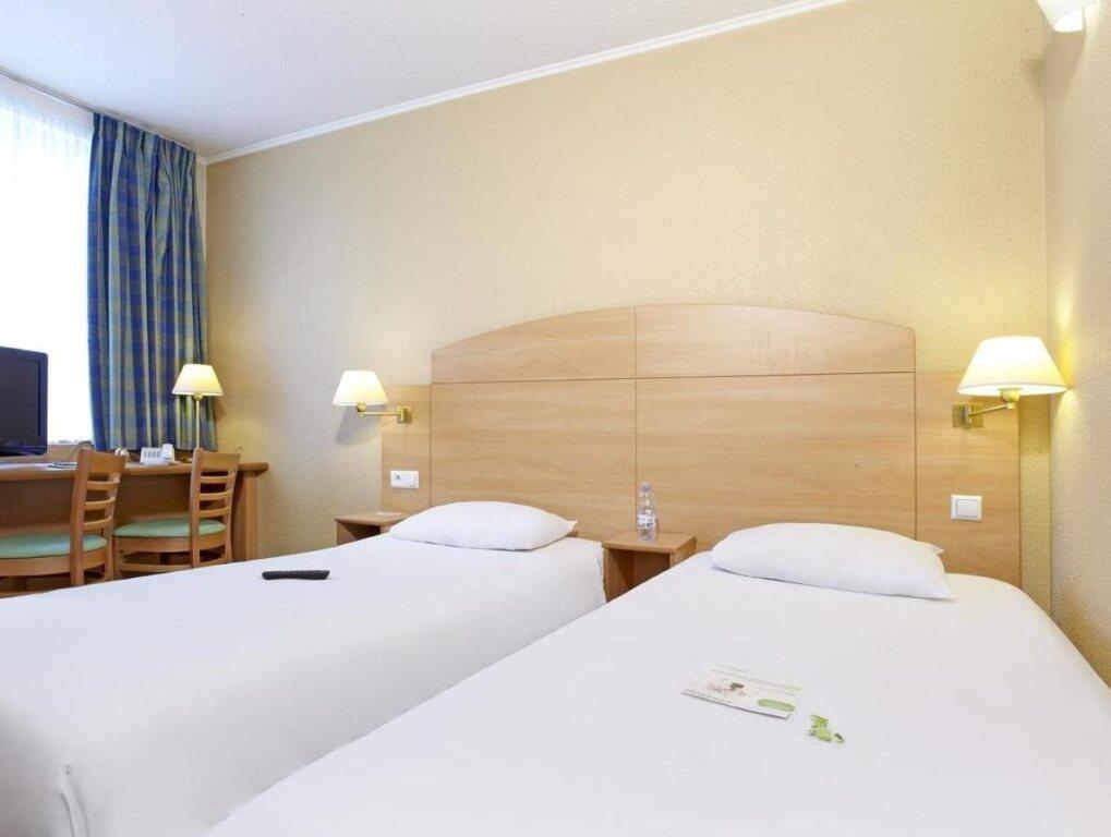 hotel image 10