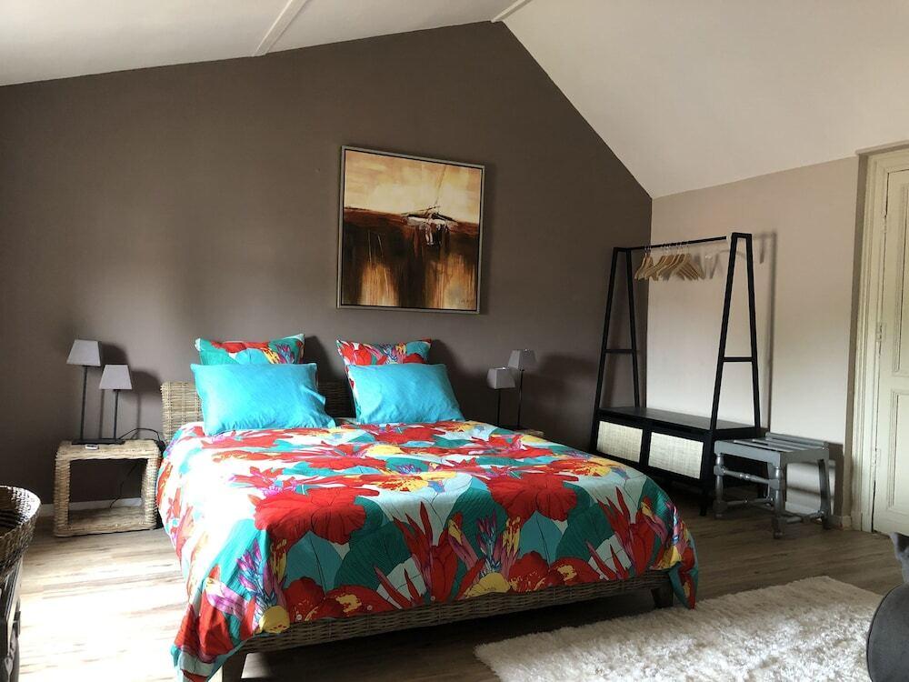 hotel image 11