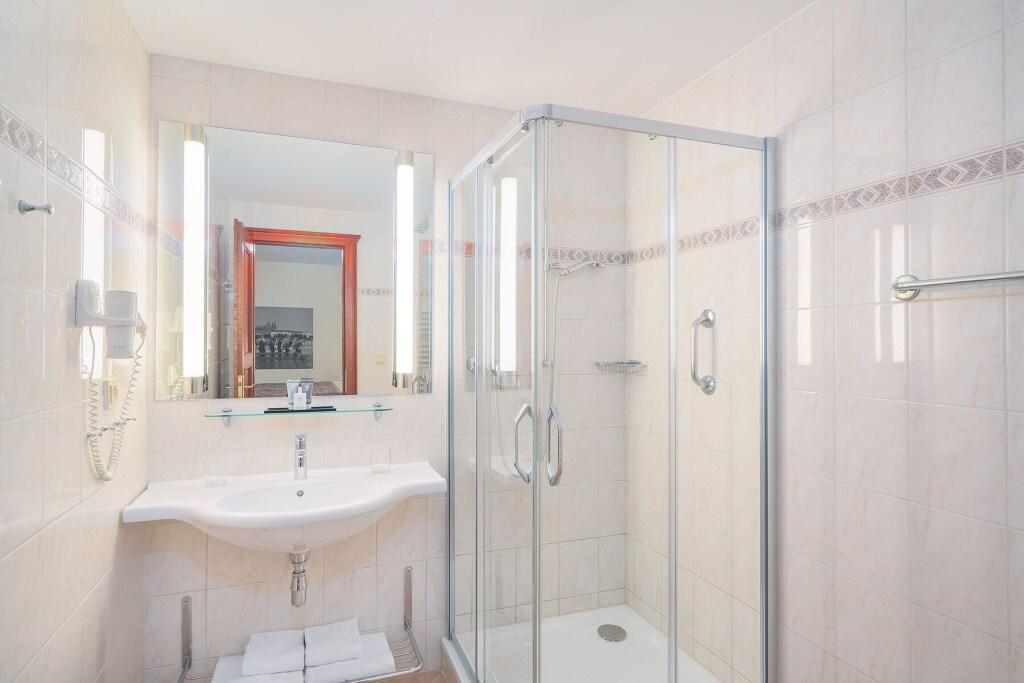 hotel image 12