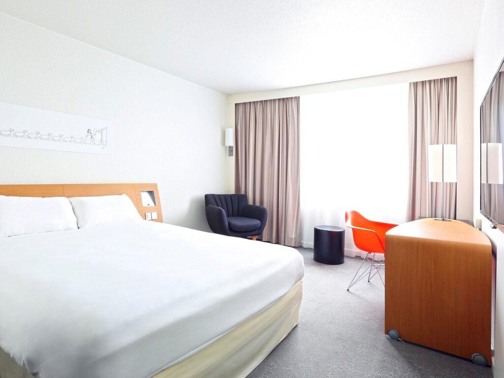 hotel image 13