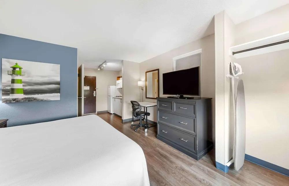 hotel image 8
