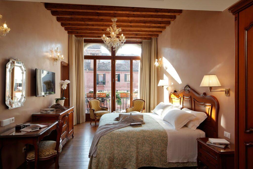 hotel image 22