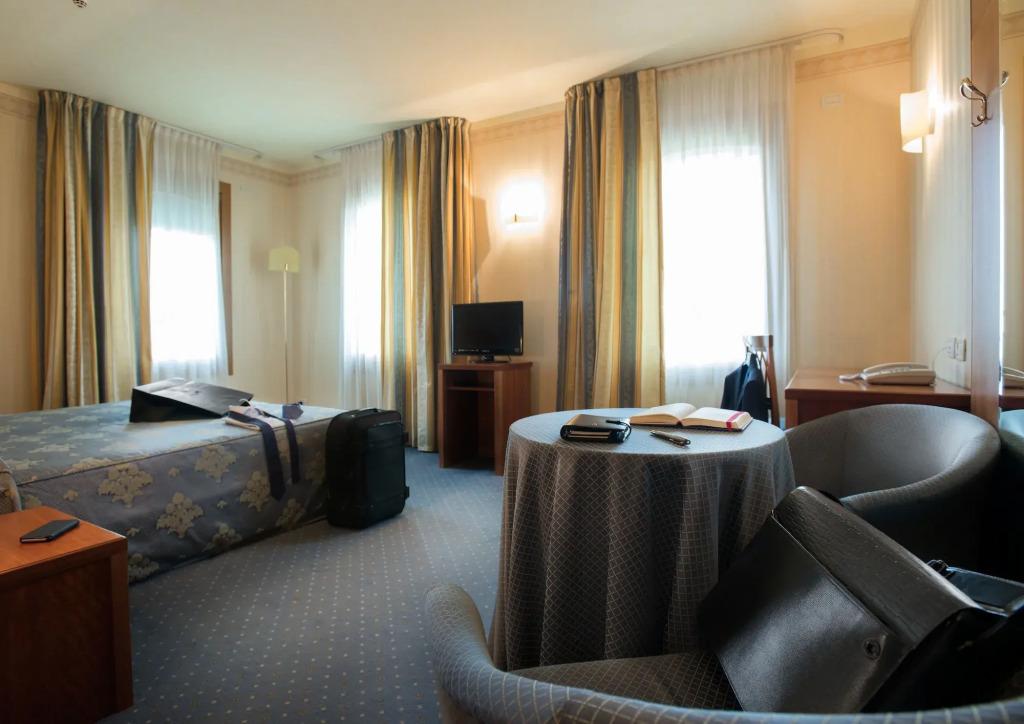 hotel image 9