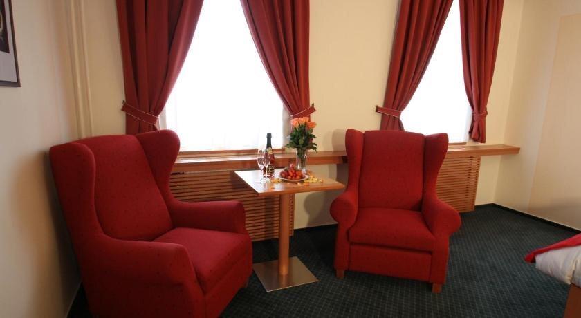 hotel image 10