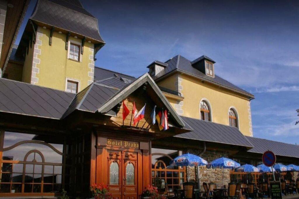 hotel