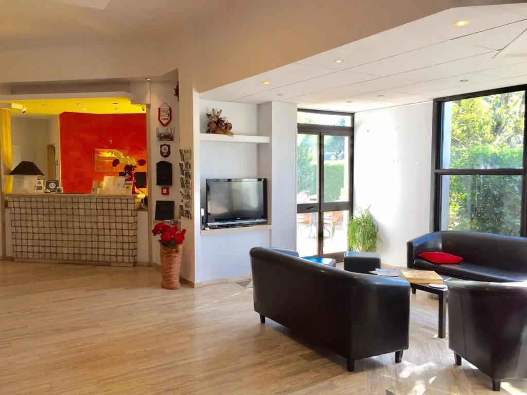 hotel image 8