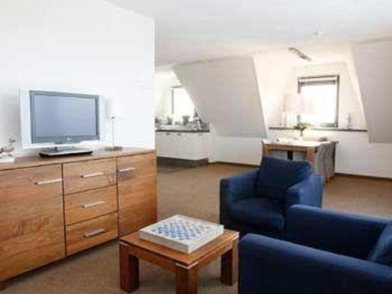 hotel image 9