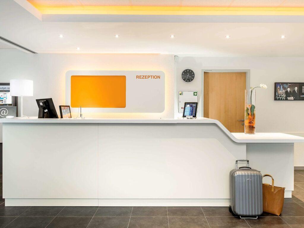 hotel image 8