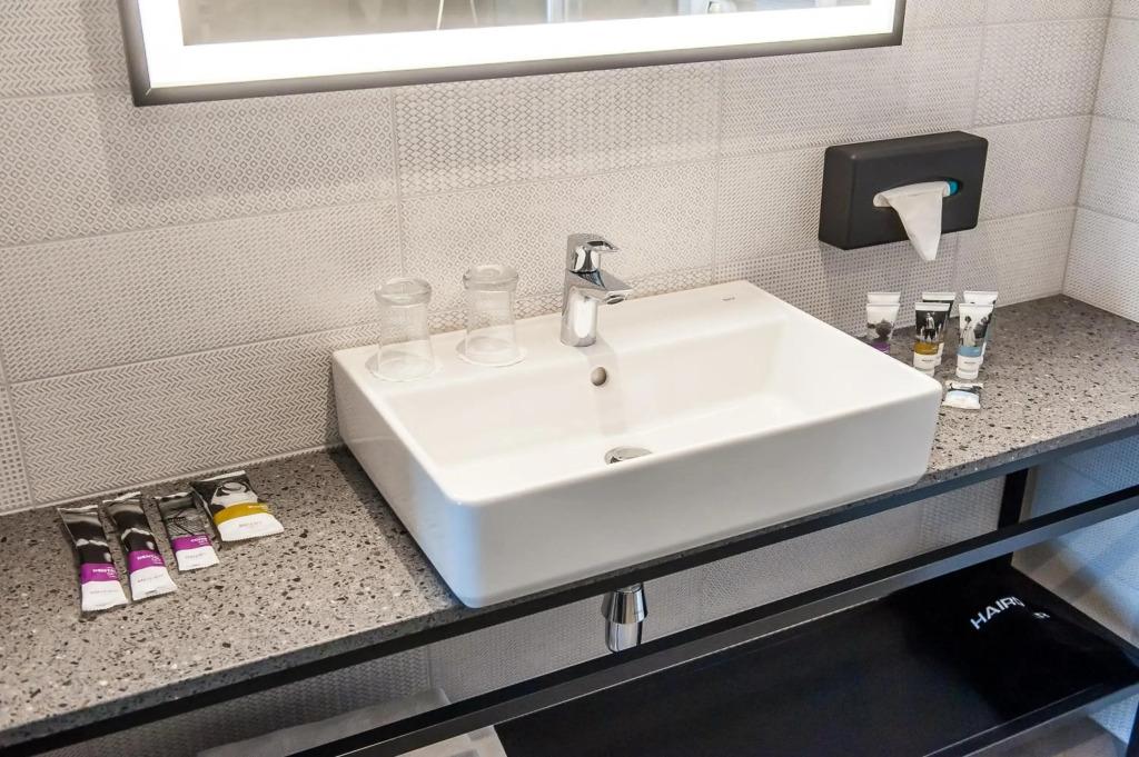 hotel image 8