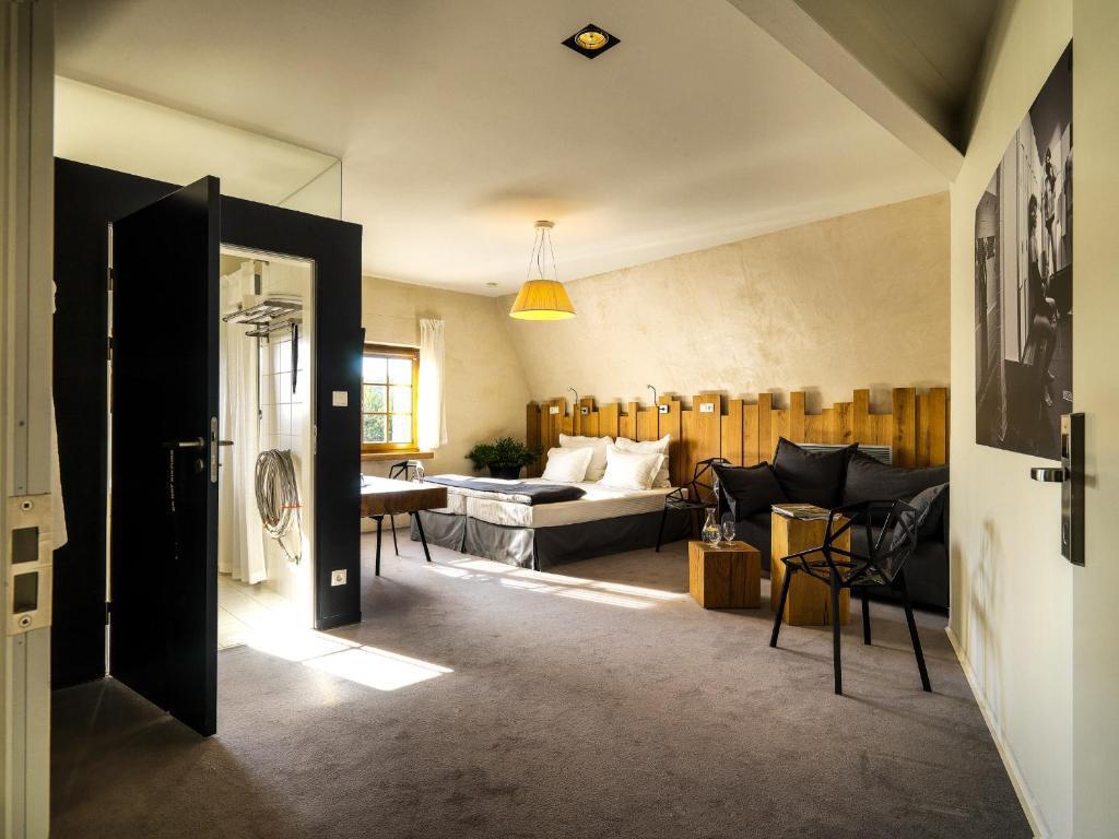 hotel image 9