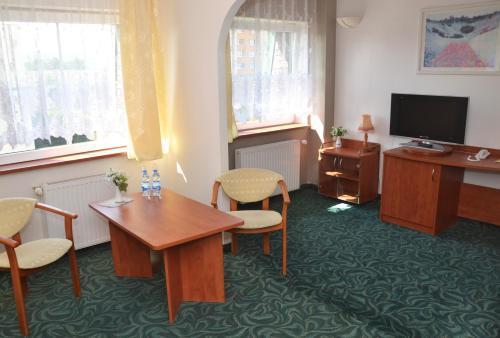 hotel image 8