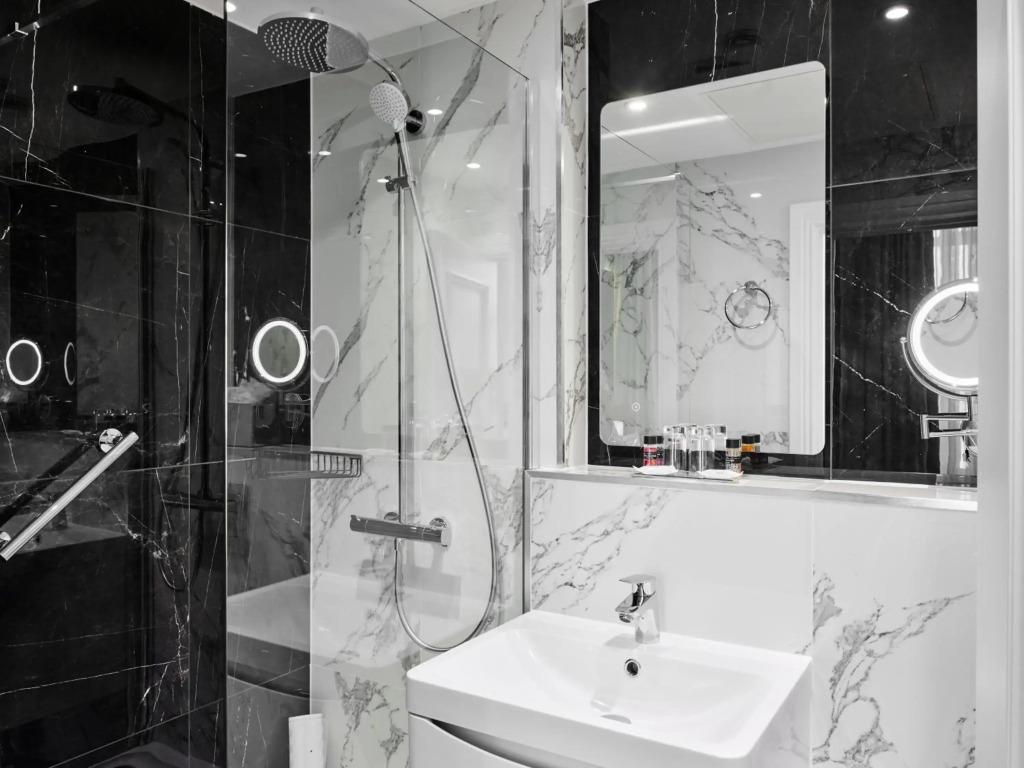hotel image 14