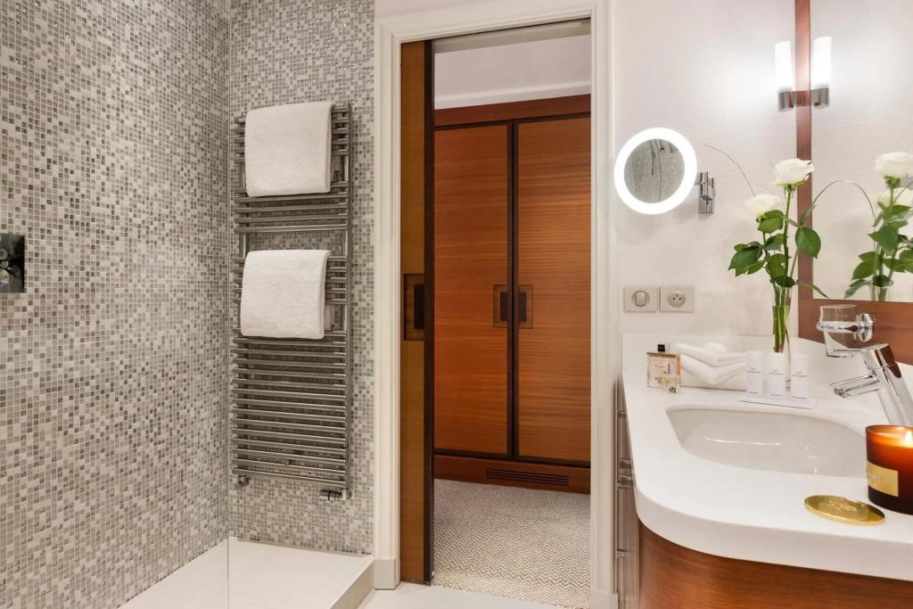 hotel image 36