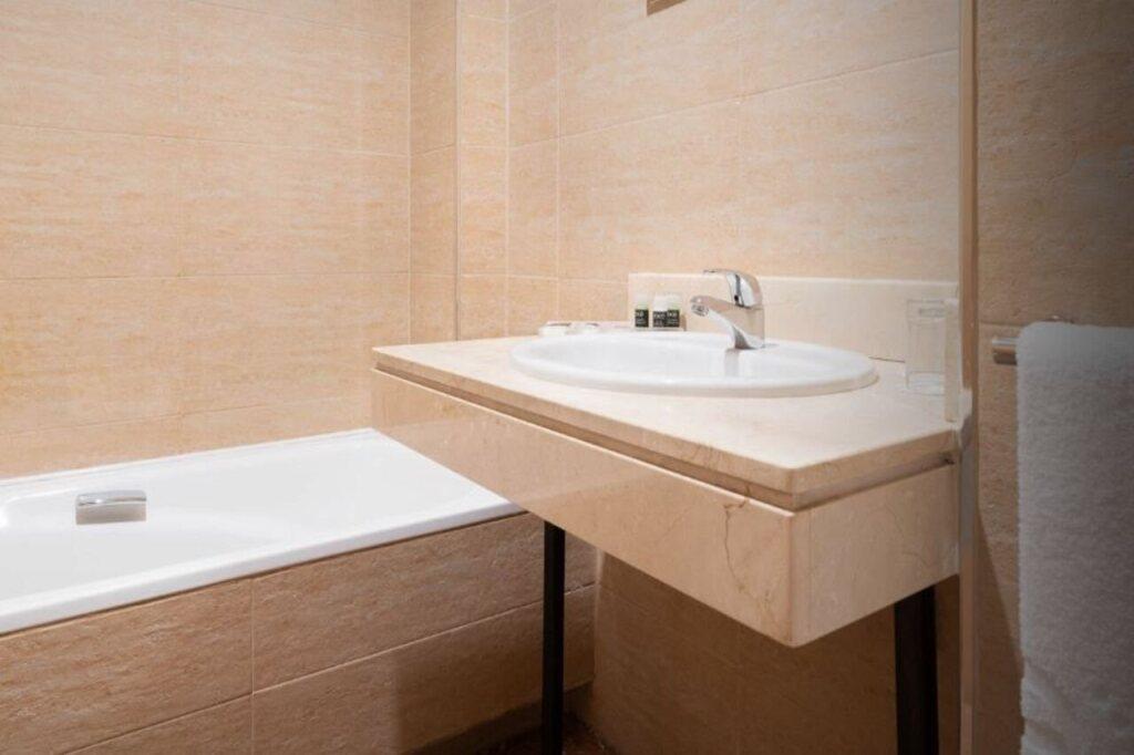 hotel image 12