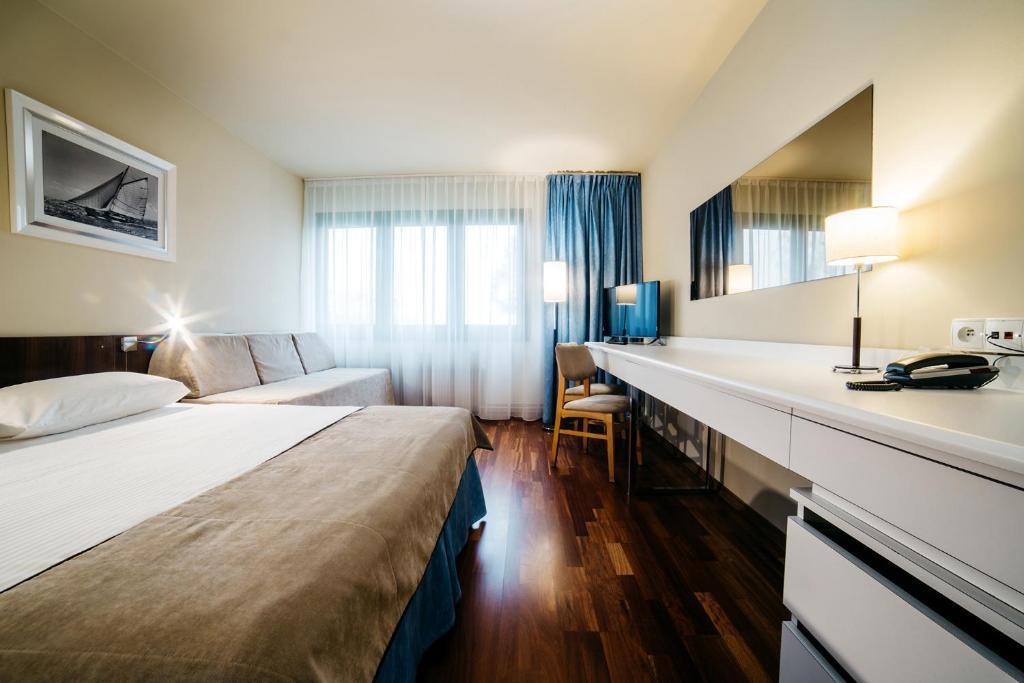 hotel image 7