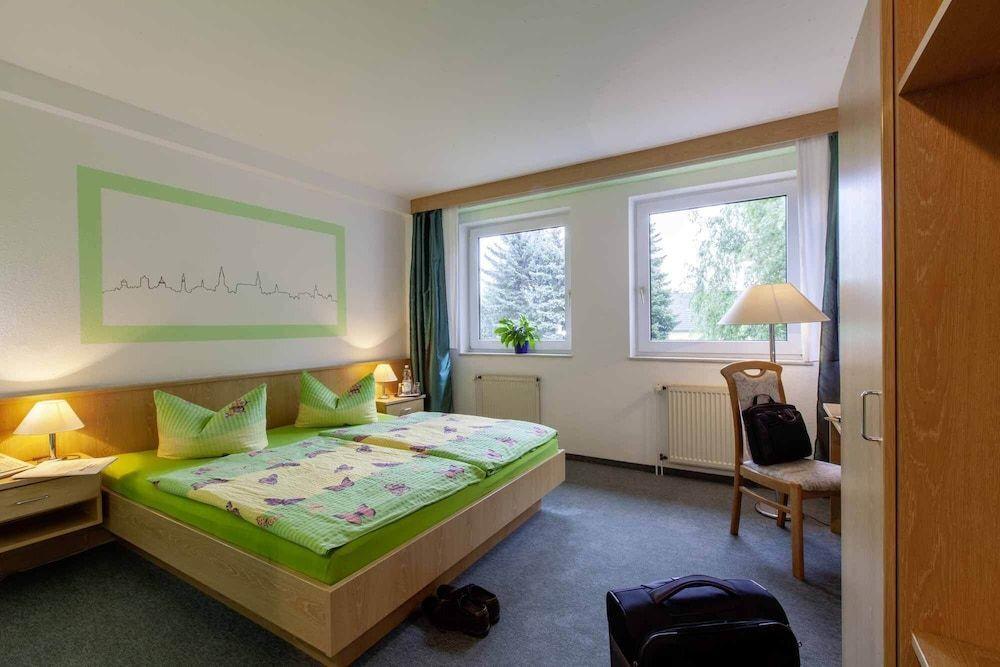 hotel image 10