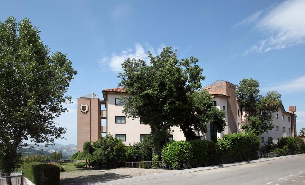 hotel image 9