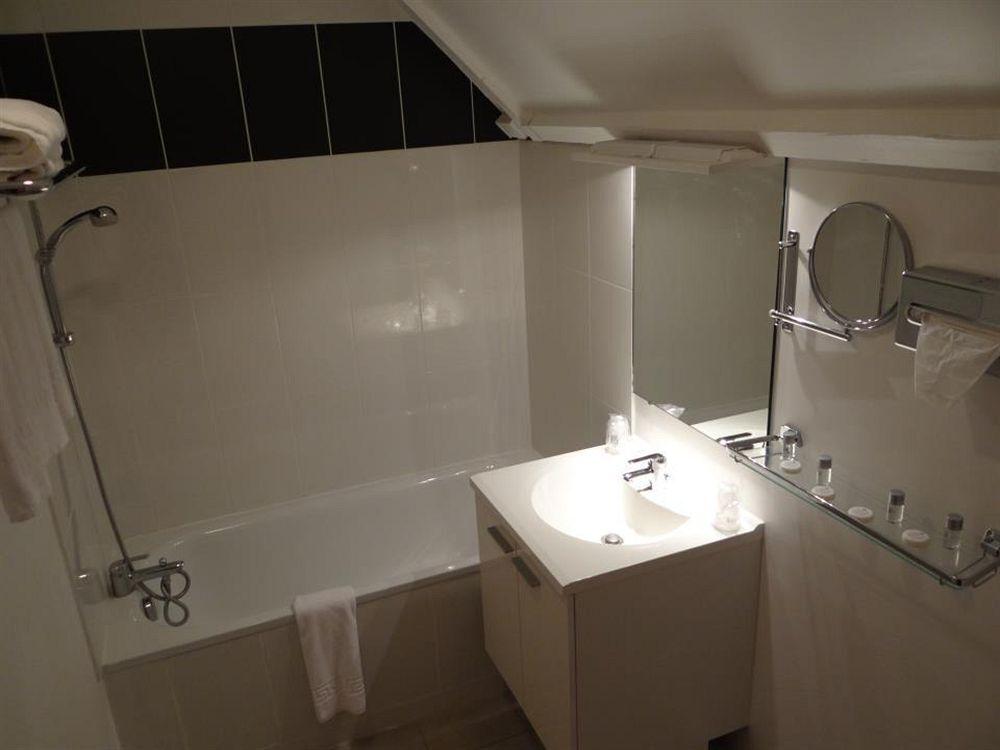hotel image 13
