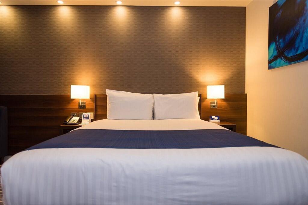 hotel image 9