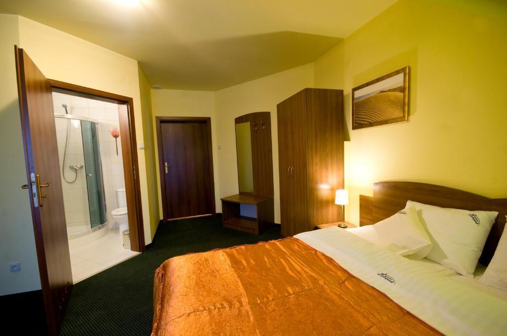 hotel image 16