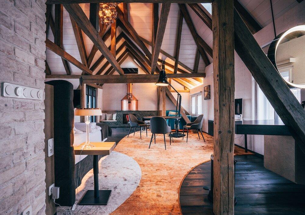 hotel image 8