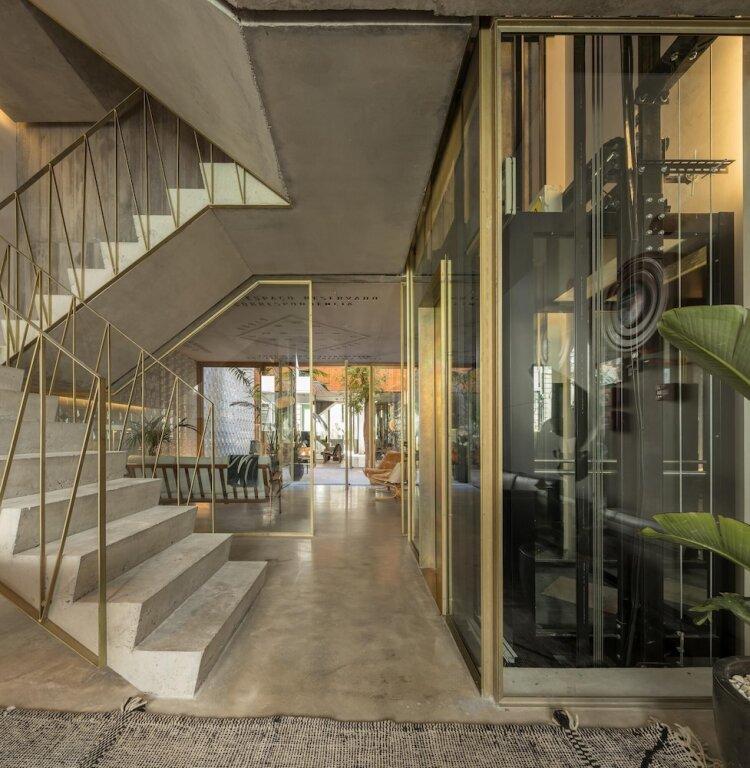 hotel image 10