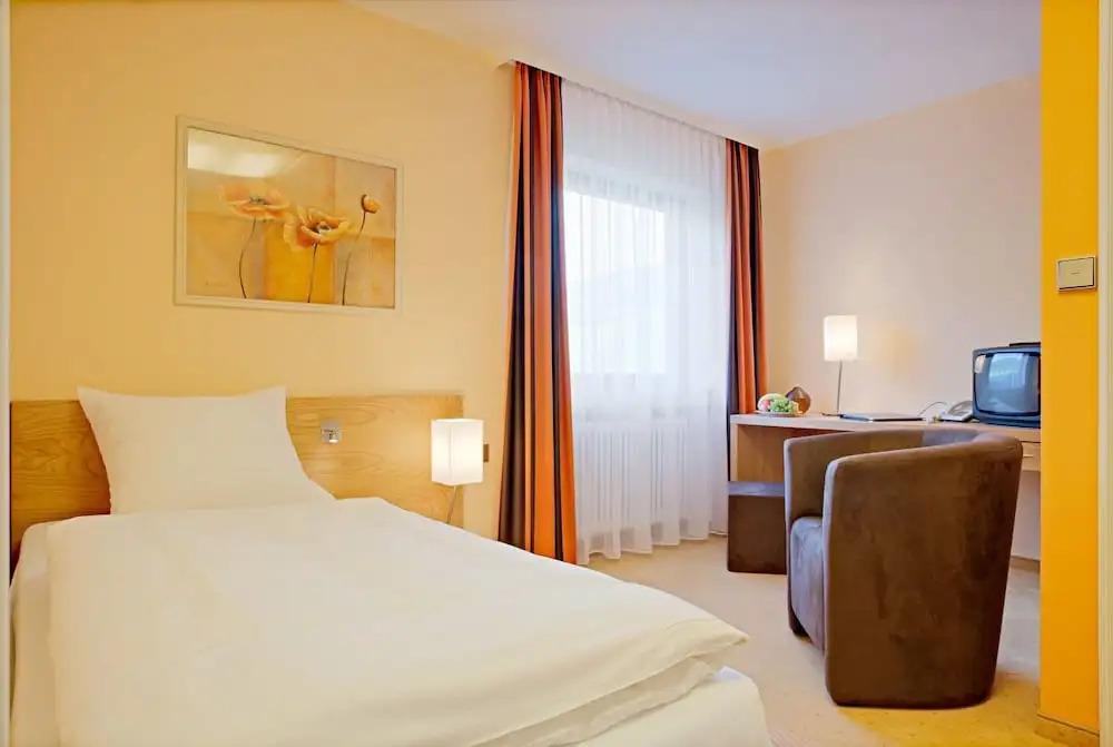 hotel image 9