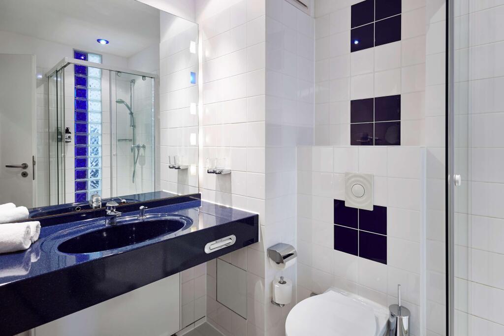 hotel image 13