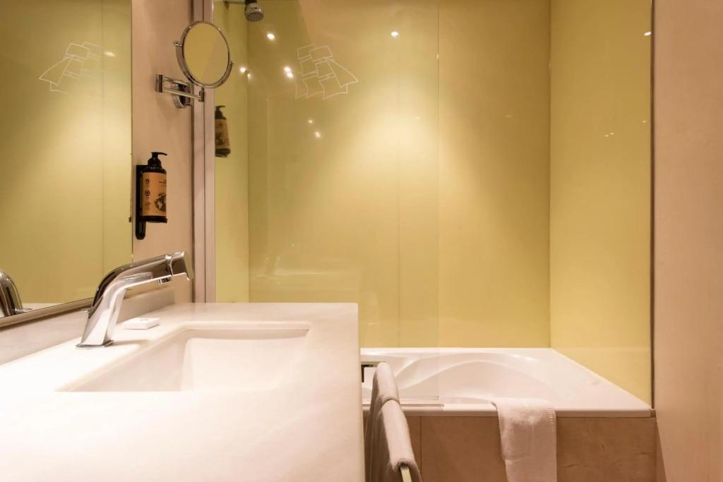 hotel image 47