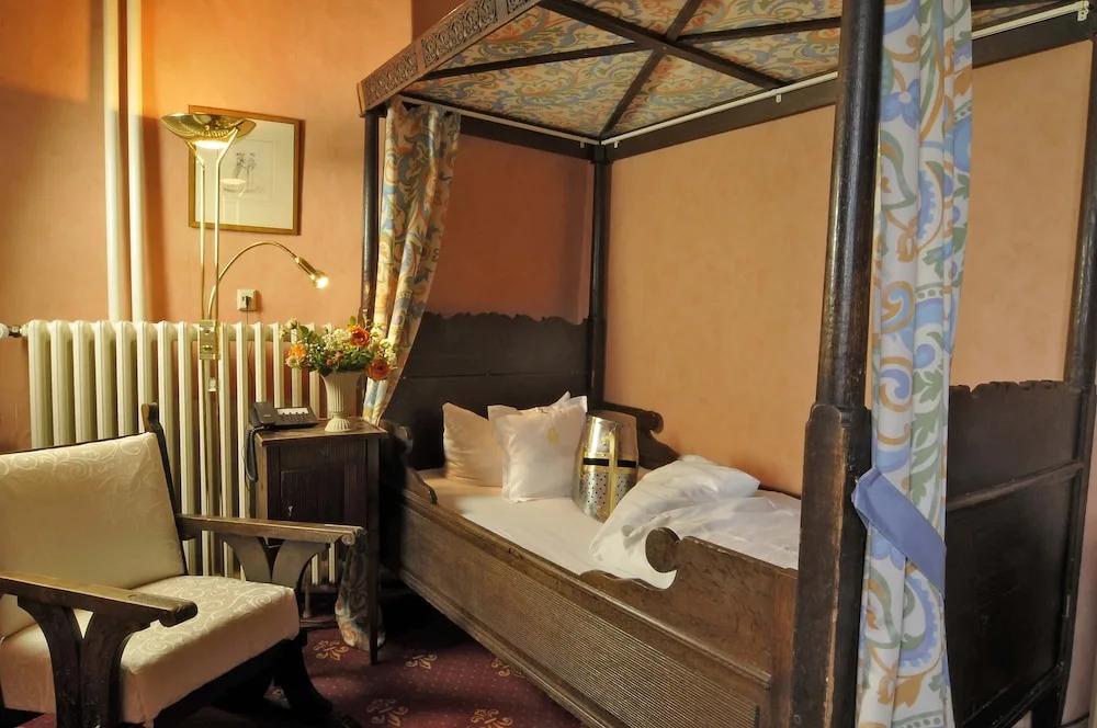 hotel image 9