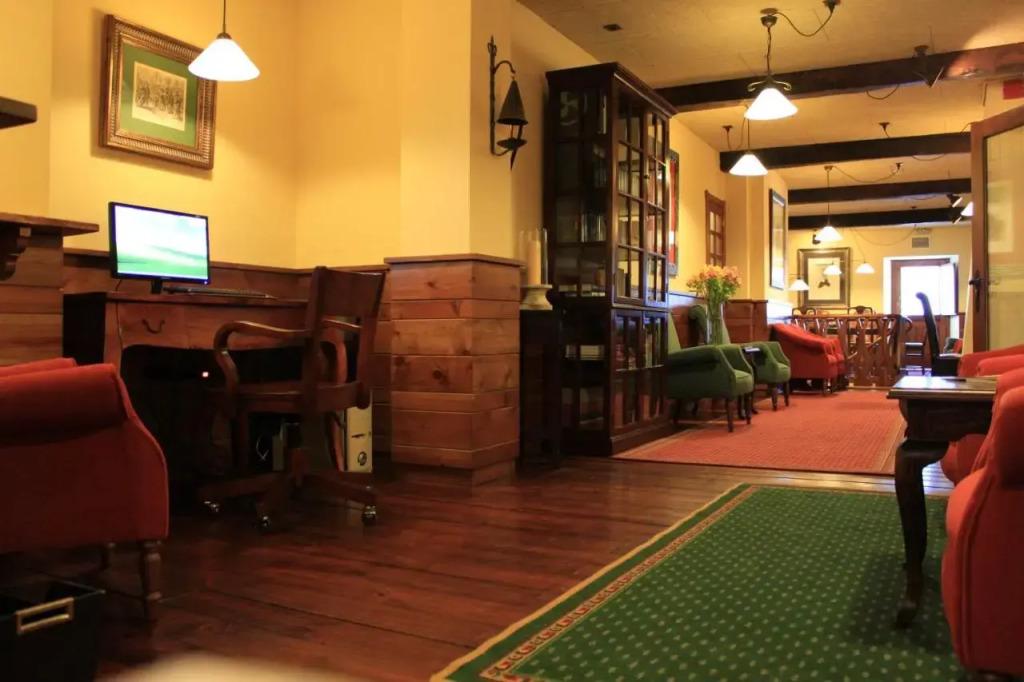 hotel image 16