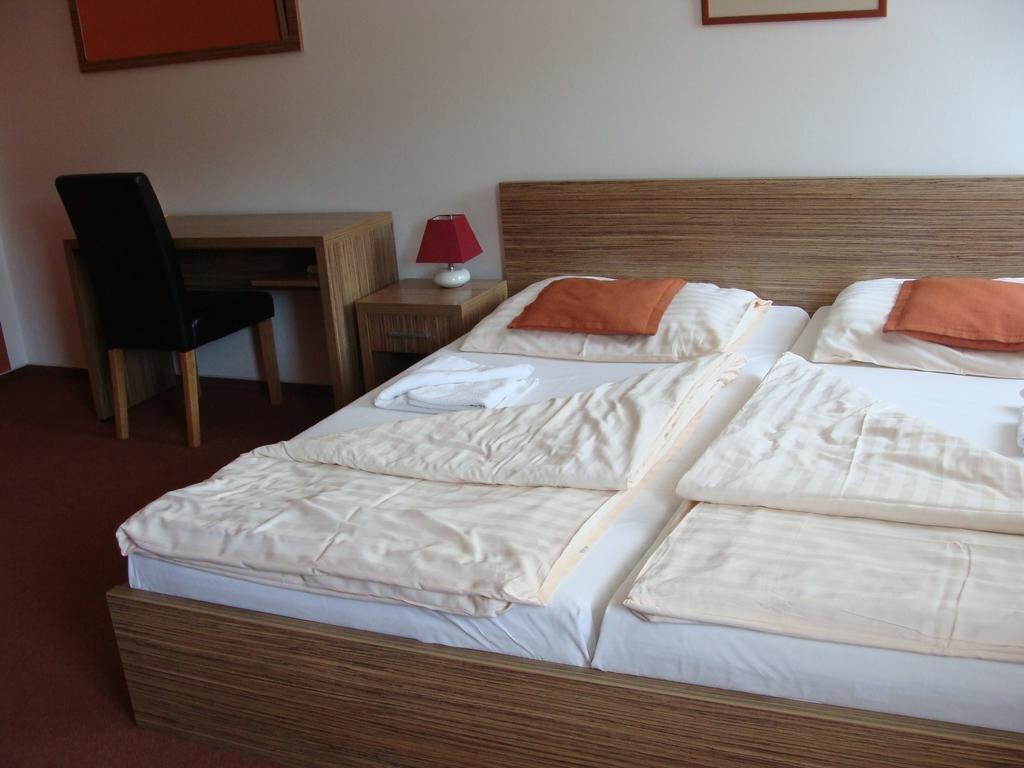 hotel image 12