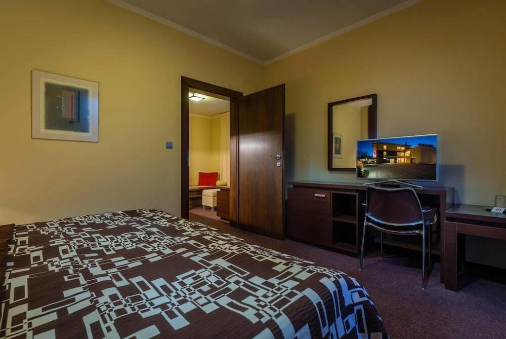 hotel image 9