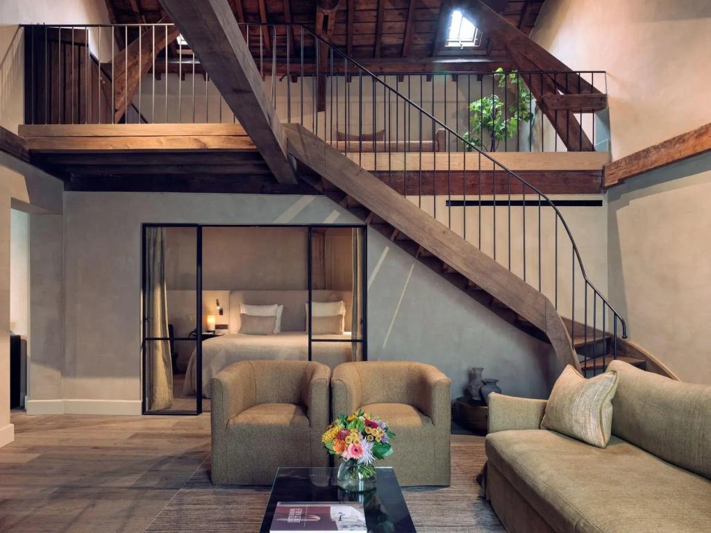 hotel image 13